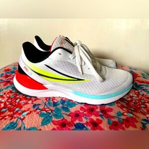 Women’s Fila Mesh Shoe. Size 8.5. Color: White/multi.  New/Never Worn.
